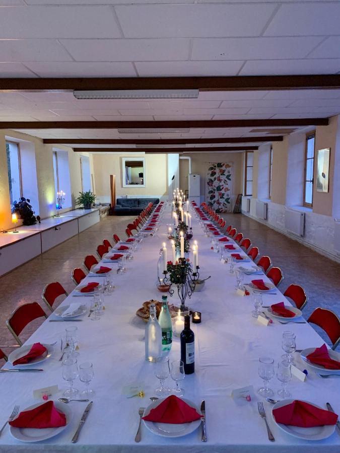 Beautiful country house located 50min from Paris Eiffel Tour - Demeure d'exception à 50min de Paris Tour Eiffel Hodent Extérieur photo