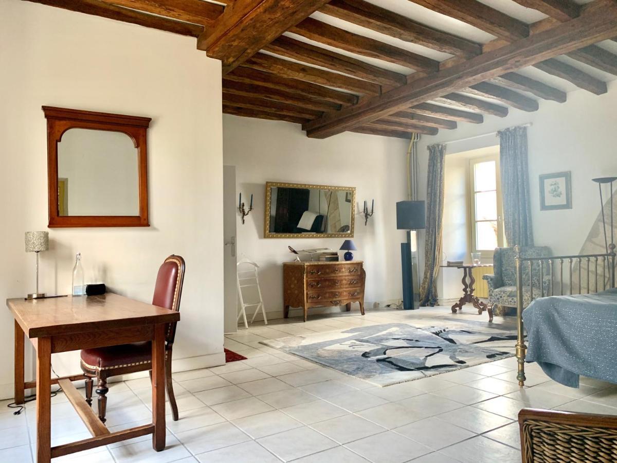 Beautiful country house located 50min from Paris Eiffel Tour - Demeure d'exception à 50min de Paris Tour Eiffel Hodent Extérieur photo